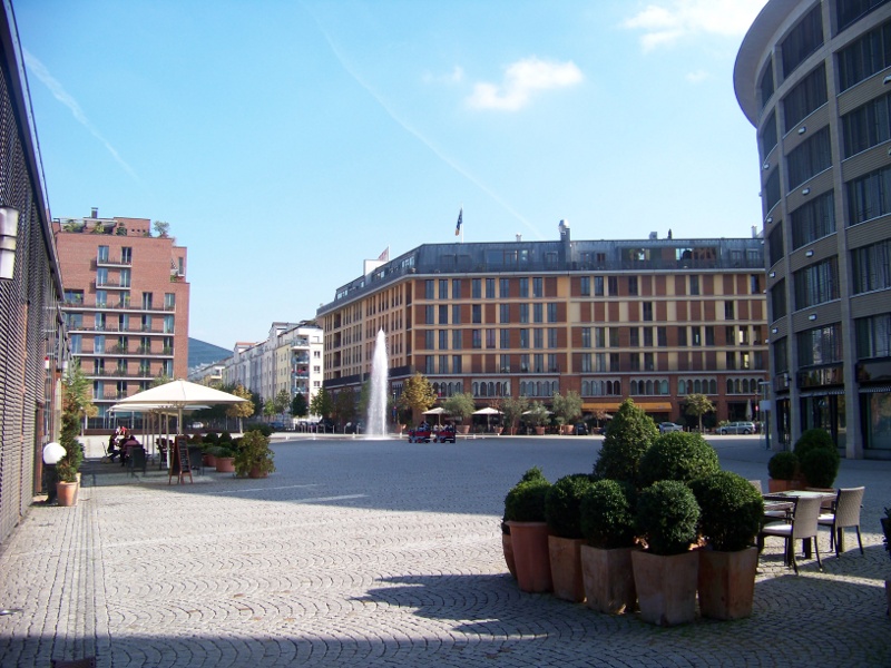 Walter von Cronberg Platz